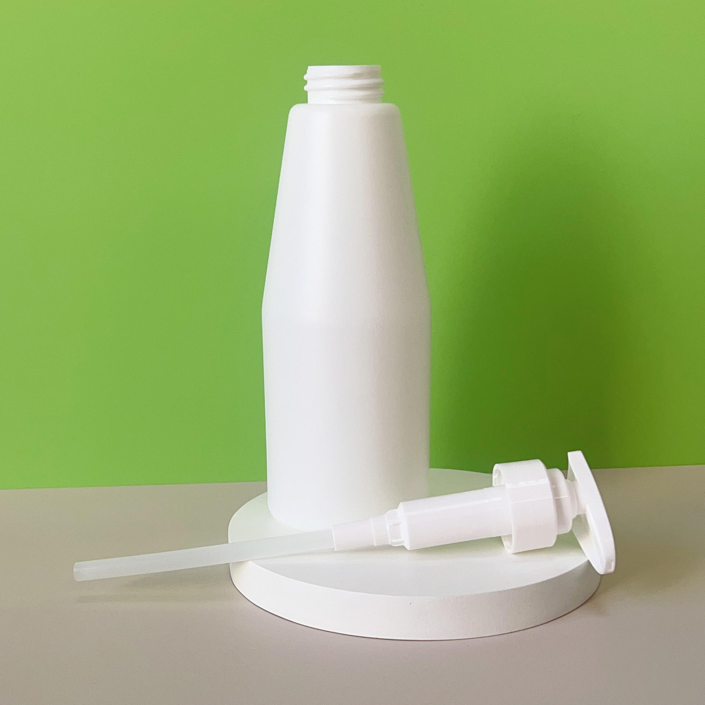 Factory Direct Sales 200ml 500ml 750ml Hdpe Oblique Shoulder Round Bottle Hand Sanitizer Shampoo Body Wash Plastic Bottle