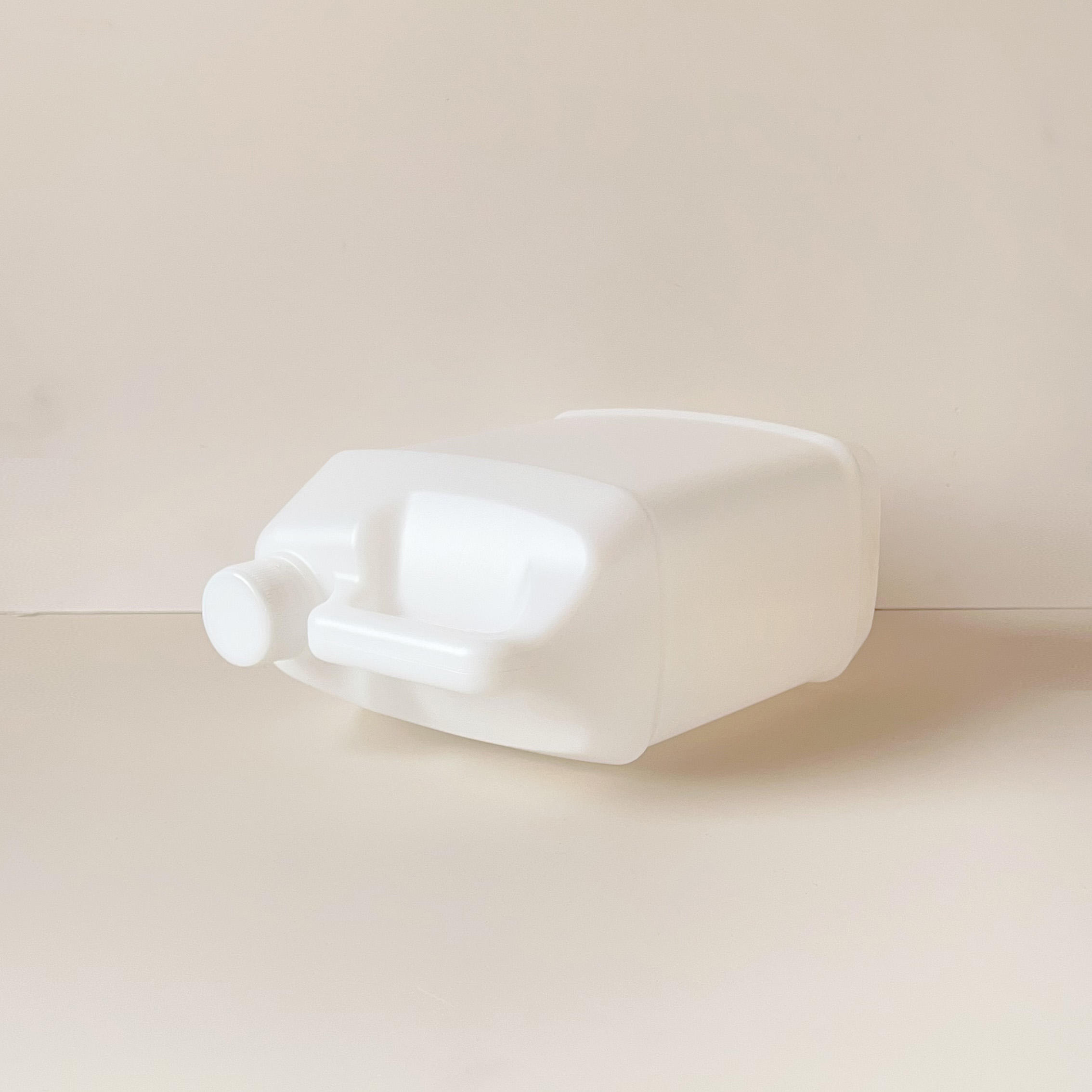 Factory Supply of High Quality 2L 4lL10L square Drums With Screw-top Chemical Storage Containers Oil Tanks