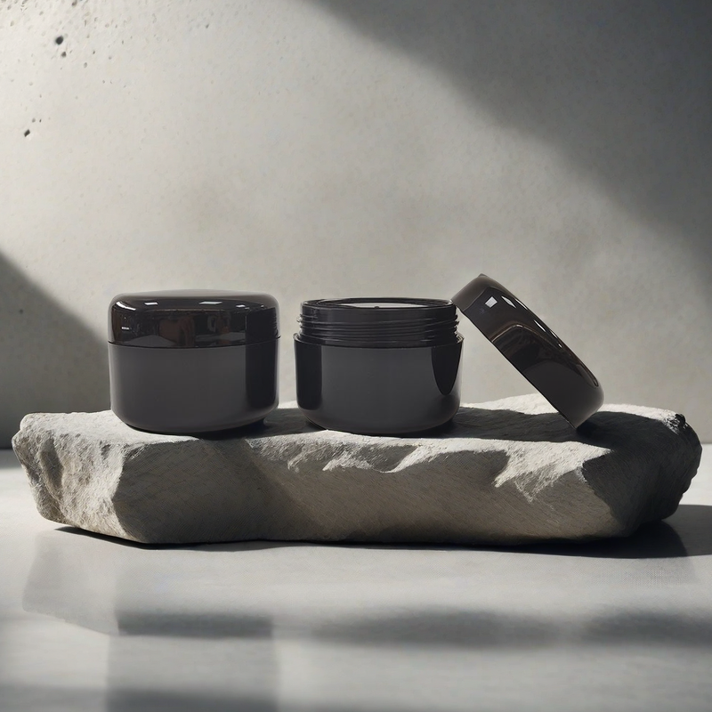 White Plastic Jar With Lid 100ml 120ml 200ml PP Plastic Cosmetic Cream Jar Hot Sale Round Cosmetic Packaging