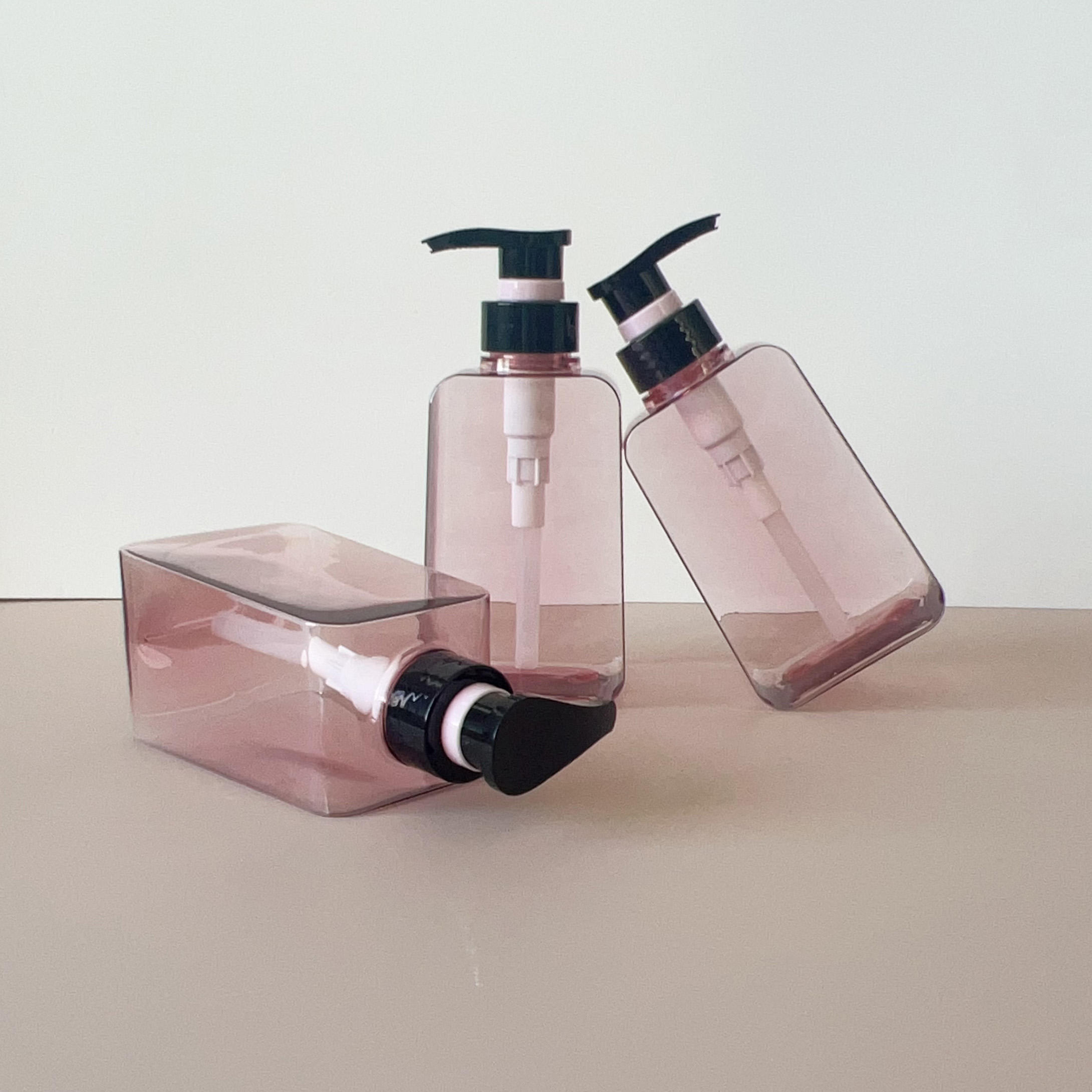 Multiple Capacity 50ml 250ml 450ml 750ml Petg Hand Sanitizer Shampoo Body Wash Scrub Plastic Bottles