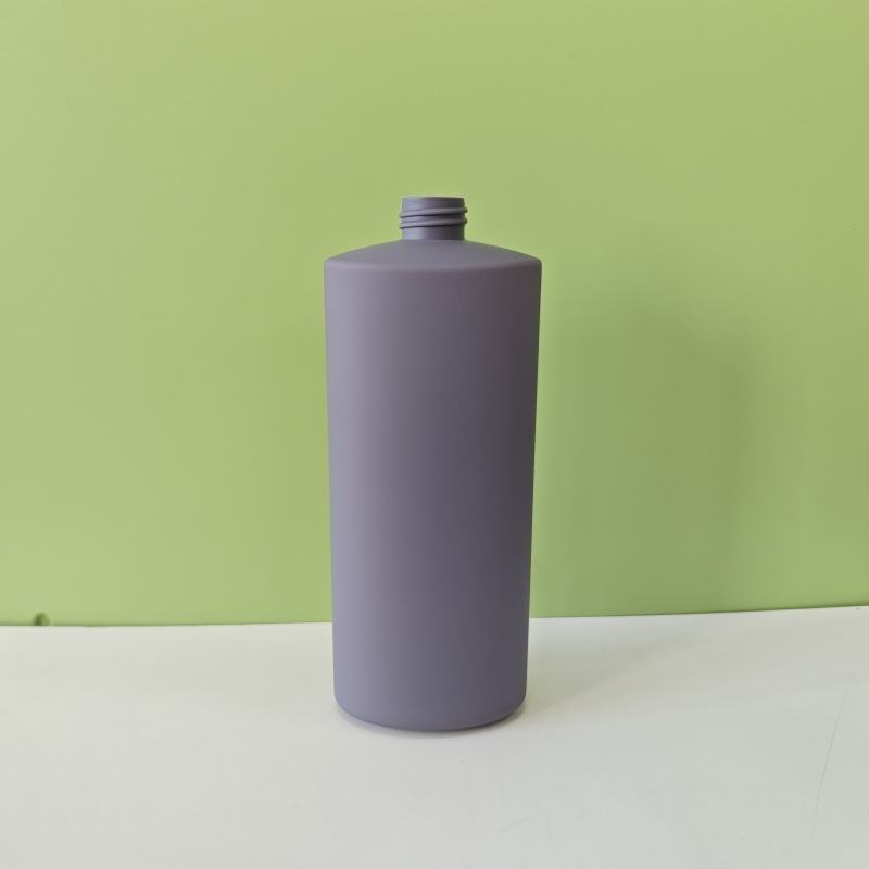 500ML 750ML HDPE Cosmetics Packaging Soft Touch Shampoo Bottle Shower Gel Bottle With Pump