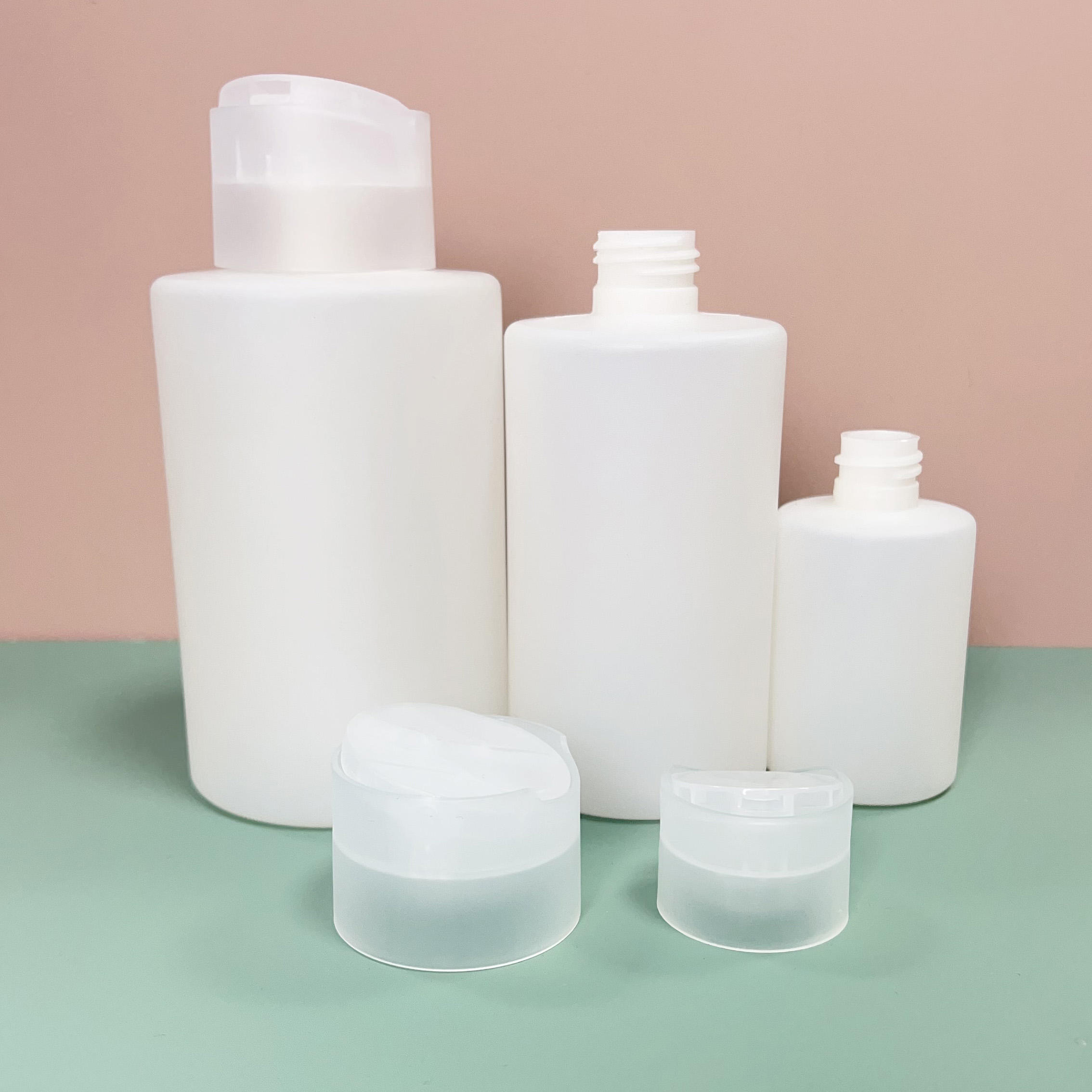 90ml 300ml 500ml Hdpe Cosmetic Shampoo Facial Cleanser Plastic Bottle With Soft Touch