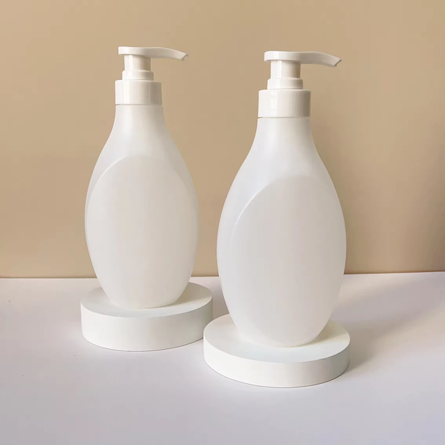 Factory Supply 500ML HDPE Travel Makeup Cosmetics Shampoo Cleanser Hand Lotion Plastic Bottle