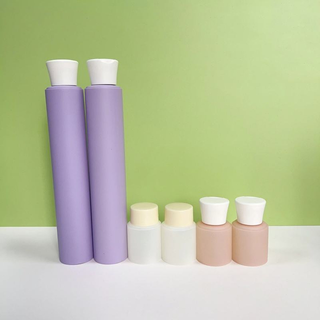 Custom HDPE 60ml 300ml Shampoo Conditioner Squeezable Plastic Bottle Soft Touch