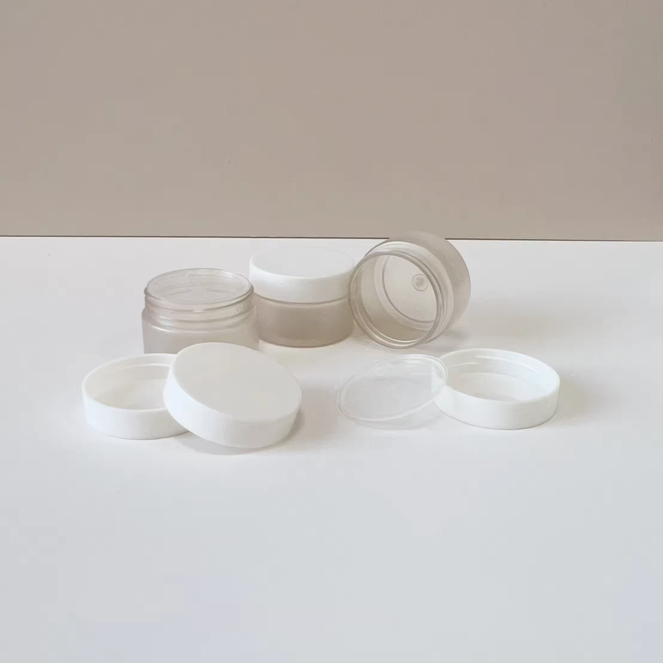 Factory Custom High Quality 35ml Custom Plastic Cosmetic Cans With Lid Scrub Cream Cans