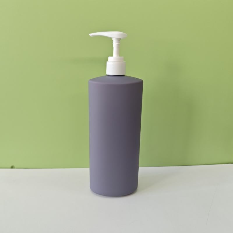 500ML 750ML HDPE Cosmetics Packaging Soft Touch Shampoo Bottle Shower Gel Bottle With Pump
