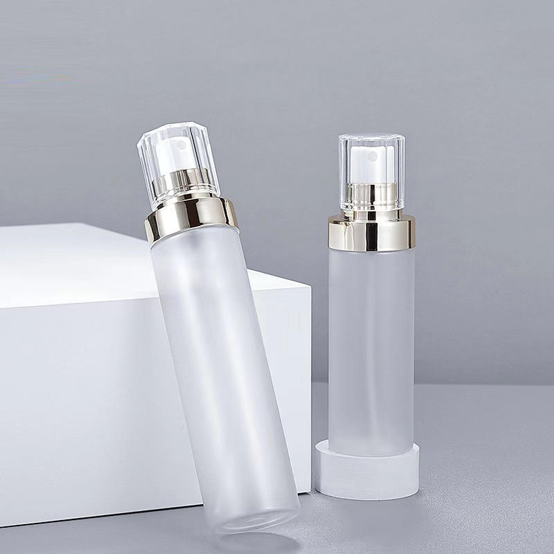Factory Direct 100ml 120ml Pet Clear Scrub Round Flat Shoulder Skin Care Cosmetic Toner Spray Spray Bottle