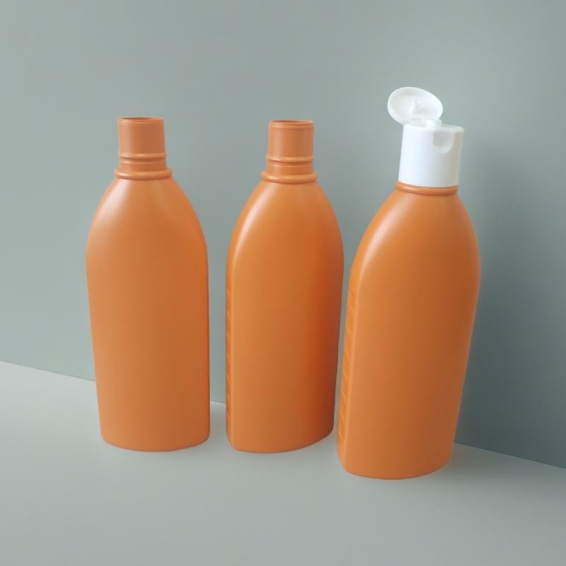 12oz HDPE Cosmetics Packaging Squeeze Bottle Shower Gel Bottle With Flip Cap Soft Touch