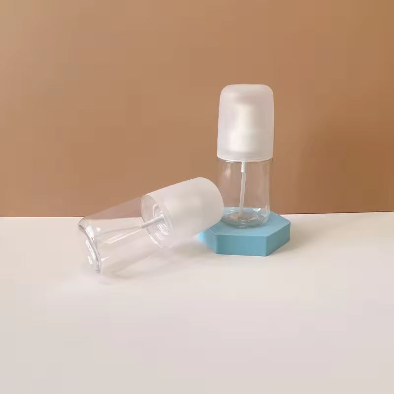 Travel Cosmetics 100ml Pet Mini Sprayer Bottle Plastic Bottle With Outer Cap
