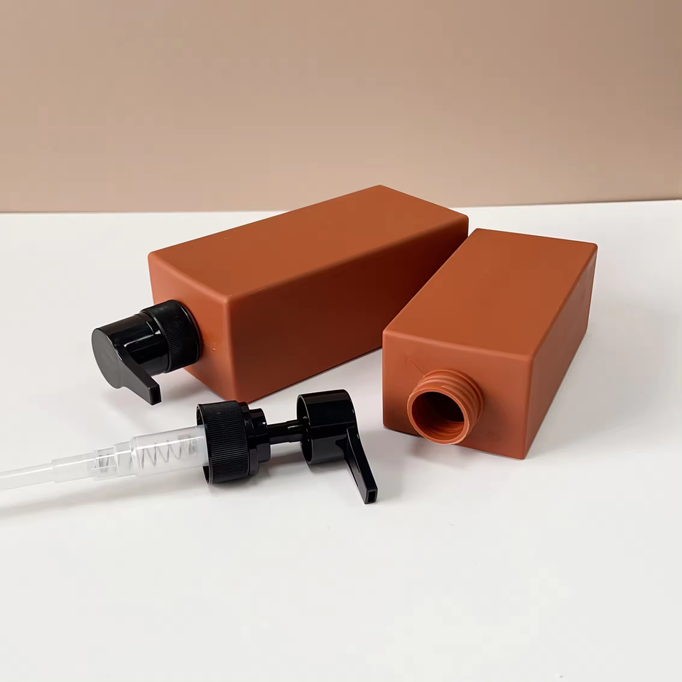 Factory Direct Sales Large Capacity 500ml 750ml 1000ml Hdpe Plastic Container Bottles for Shampoo and Body Wash