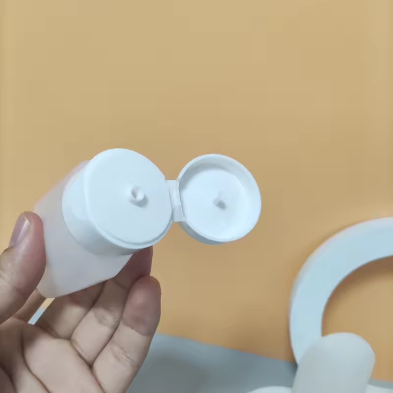 60ml Inverted Colorful Flexible Flip-top Cosmetic Packaging Bottle Travel Sunscreen Cleanser Dispenser Bottle