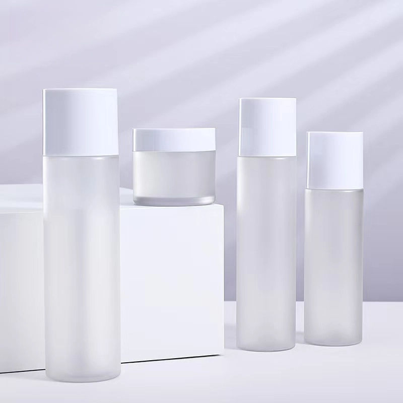 Cleansing Water Sunscreen Water Lotion Packaging Pet Bottle With Screw Cap