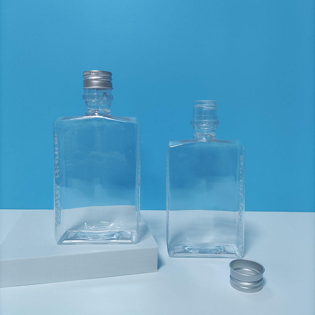 10oz Plastic Wine Bottle Portable Travel Luxury Petg Plastic Bottle With Aluminum Top Cap